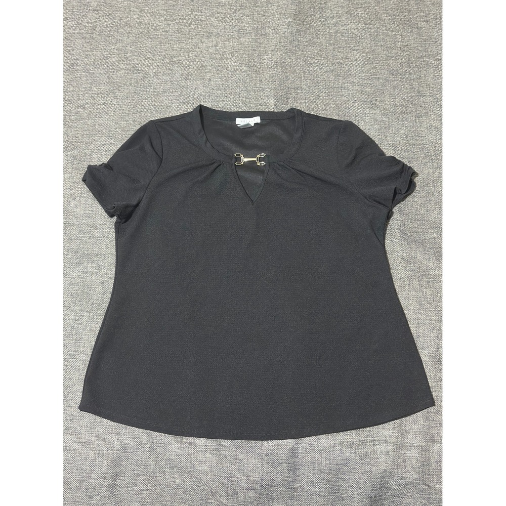 Nel + Lo Women's 2X Blouse Black Short Sleeve Gold Hardware Keyhole Neck